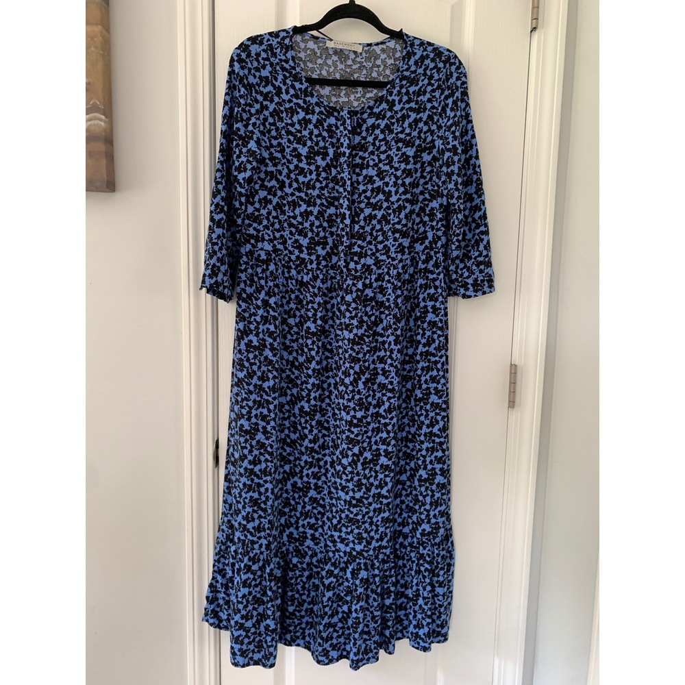 Basement Floral‎ Midi Dress Blue Black 3/4 Sleeve Viscose Tiered Ruffle Medium
